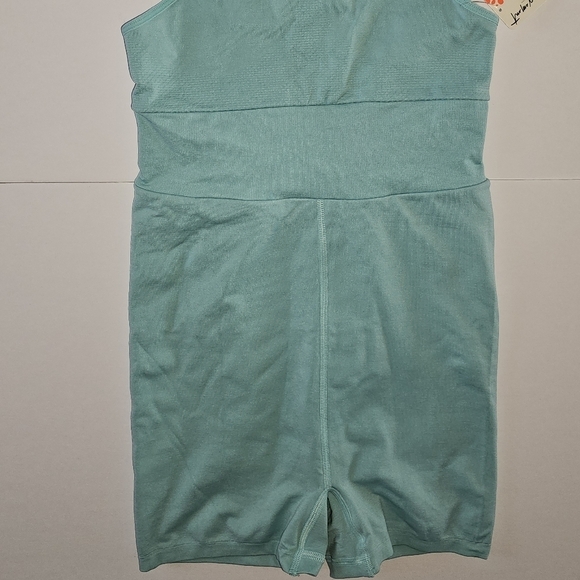 FP Movement Every Single Time Runsie​ - Picture 3 of 4